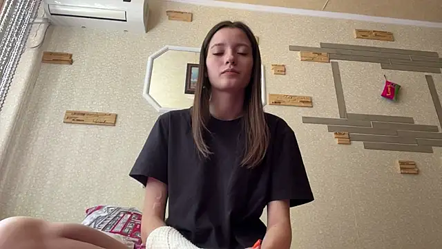 VersedFiend online show from July 8, 10:28 am