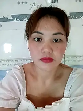 meg 06 online show from April 12, 8:17 am