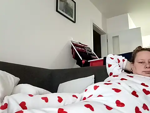 Jahudka47 online show from April 3, 8:34 am