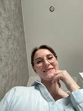 FReyja 44 online show from April 15, 12:17 pm