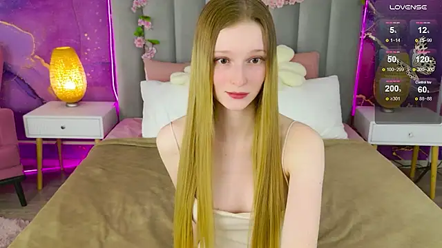 Mollydollzz online show from April 15, 12:49 pm