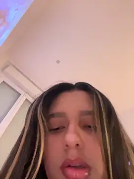 Lusty Lunaa online show from April 10, 7:36 am