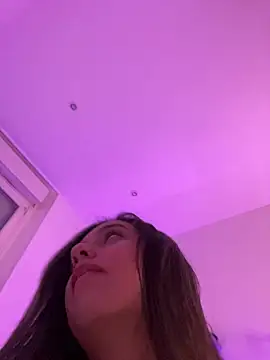 Lusty Lunaa online show from April 21, 7:15 am