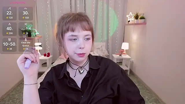 LeonaHicks online show from March 28, 8:36 am