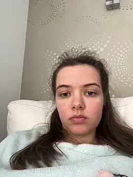 AForbiddenFlower online show from April 13, 6:58 am