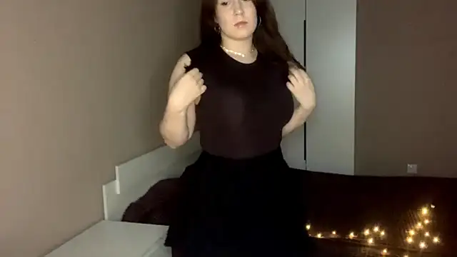 SatinyStoic online show from March 31, 4:07 pm