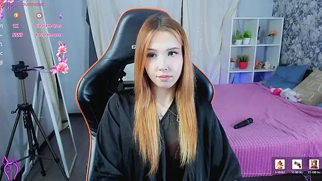 Lisa mano online show from April 14, 12:27 pm