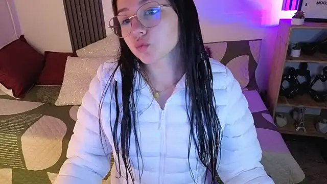 Evelyn Liss online show from April 16, 12:27 pm