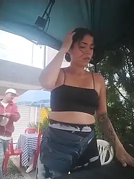 wet vika online show from April 18, 11:24 am