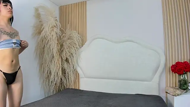 Hanna  mitsury  online show from April 17, 12:29 pm