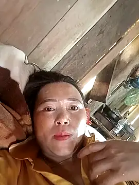 Lily Daisy online show from April 16, 5:41 am