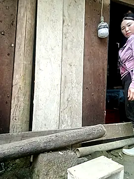 Lily Daisy online show from March 25, 8:28 am