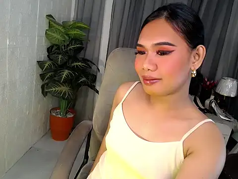 Yourgorgeousmarge online show from April 19, 1:38 am