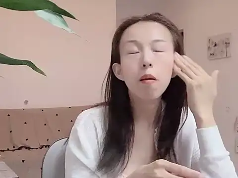 Ada-8888 online show from April 18, 12:18 pm