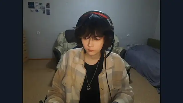 ShaynaLinley online show from April 17, 10:01 pm