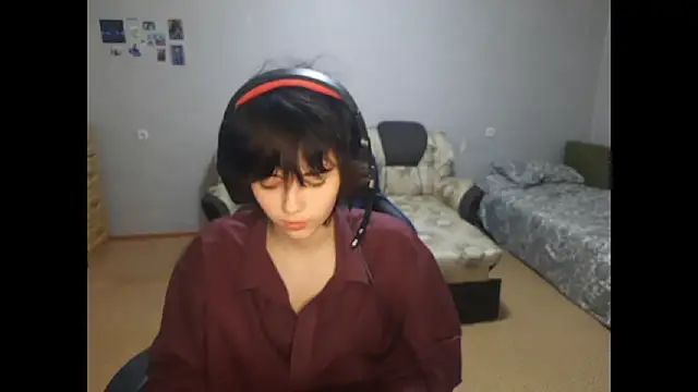 ShaynaLinley online show from April 18, 9:04 pm