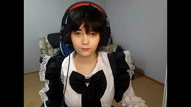 ShaynaLinley online show from April 9, 9:15 am