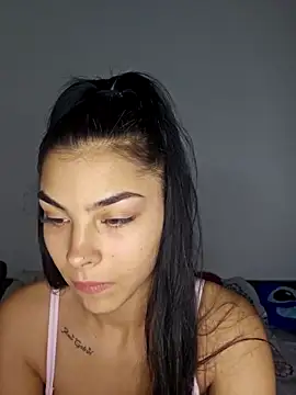 Crissdesire online show from April 16, 10:34 pm