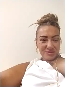 Exotic ParisX online show from April 18, 12:13 am