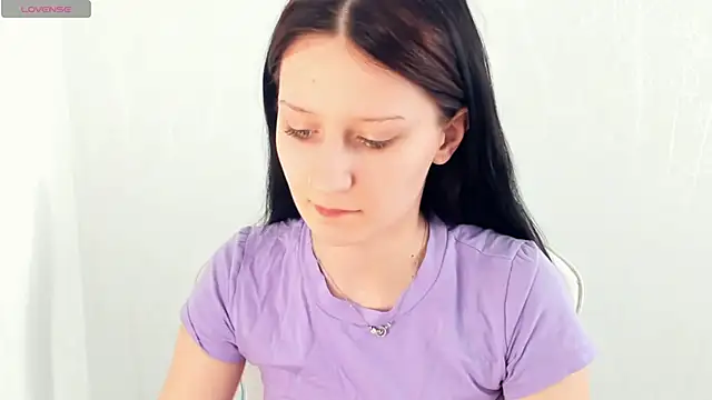 Addelin tarro online show from April 8, 11:12 am