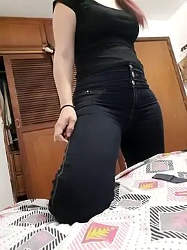 Julietta mx online show from April 18, 7:07 pm