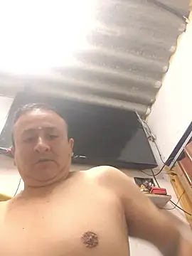 DosAlmasArdientesED online show from May 17, 3:27 am