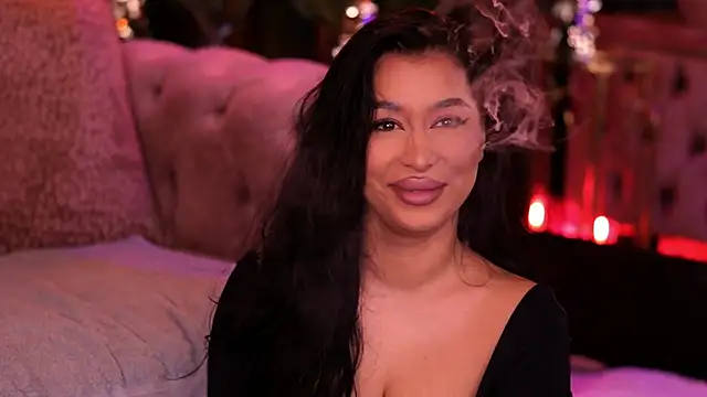 CherrieTeen online show from April 10, 6:14 pm