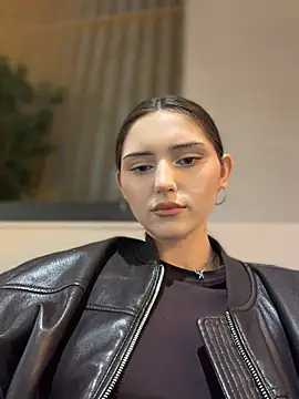 AnitaFly online show from May 31, 2:23 pm