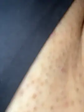 AnitaFly online show from April 18, 1:24 pm