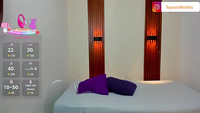 MollyGray8 online show from April 13, 12:28 pm