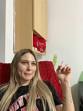 ScarlettMussee online show from April 16, 9:39 pm