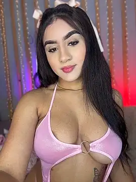 Victoria Vega   online show from April 17, 12:29 pm