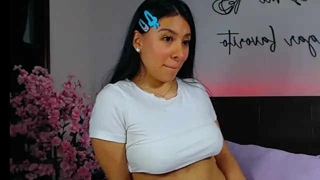 mila gomez  online show from July 7, 2:36 am