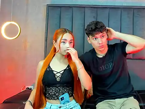 MeilyMuse Maximus online show from April 4, 7:45 pm