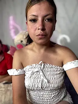 Ambeer-18 online show from April 2, 7:11 pm