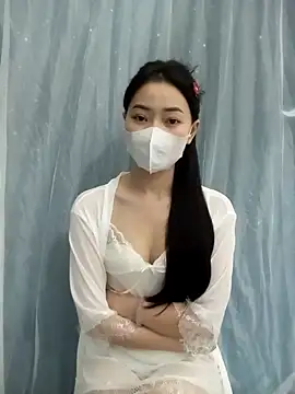 Xiangchuu online show from April 22, 3:31 pm