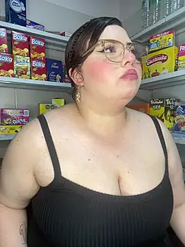 kitty  pinnk online show from March 31, 9:15 pm