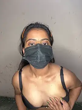 Riya leone online show from April 3, 7:45 pm