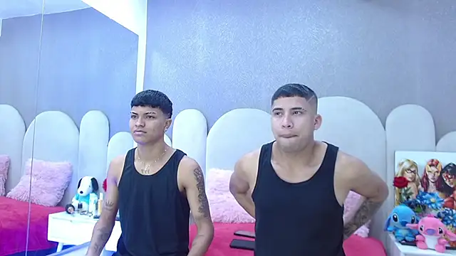 party duo playboy online show from April 5, 3:27 am