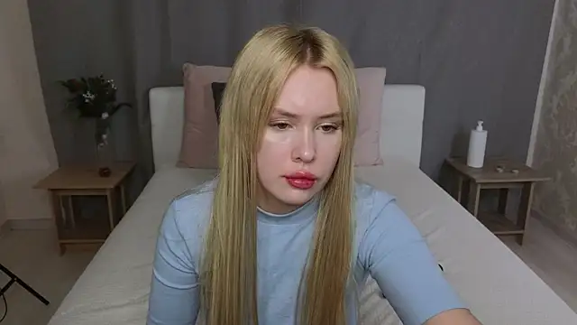 MelissaAvis online show from June 23, 5:38 am