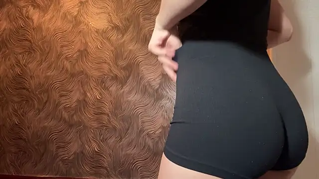 NariaJess online show from April 11, 5:16 pm