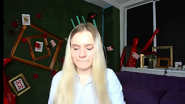 SherriButlers online show from April 16, 9:20 am