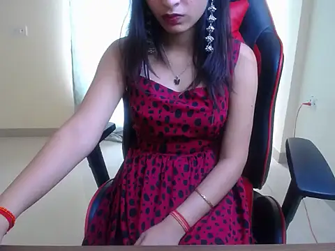 sweety gaur online show from March 30, 6:24 am