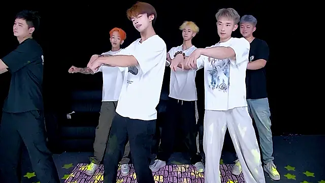 Gayboy-000001 online show from April 6, 12:17 pm