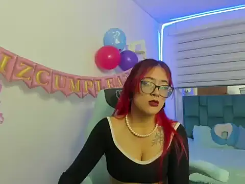 Sara Red X online show from April 15, 5:08 am