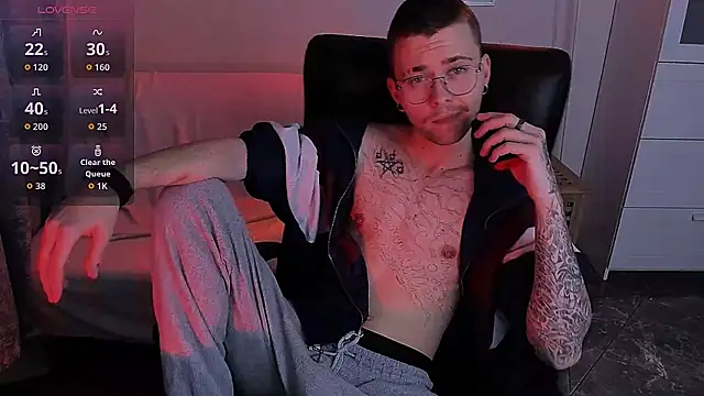 Thomas Norton online show from April 10, 8:37 pm