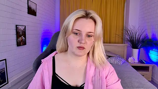 KathyBriggs online show from April 1, 5:30 am