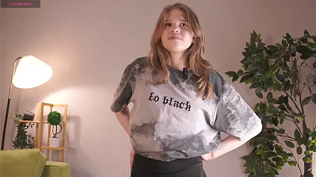 JosefaDonelan online show from April 10, 8:20 am