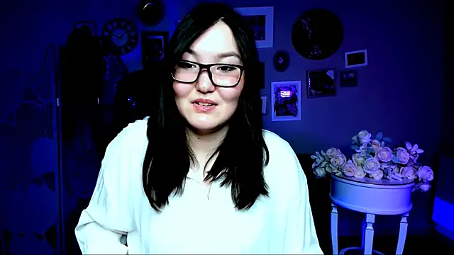 CamilaMartiez online show from April 1, 2:25 pm