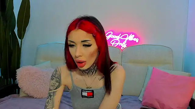 Cassy-Foxy online show from April 15, 5:30 am